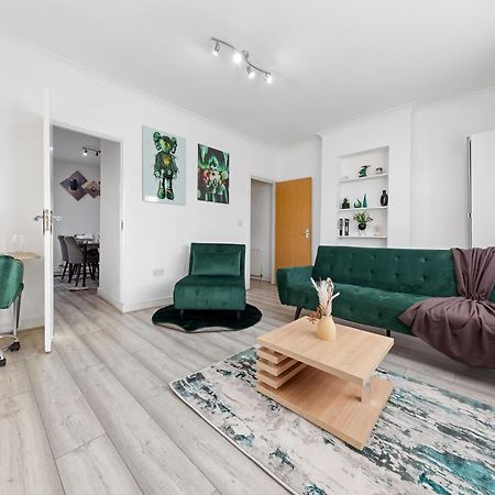 Green Hype - 10 Mins To Stadium - Sleeps 8 ลอนดอน ภายนอก รูปภาพ