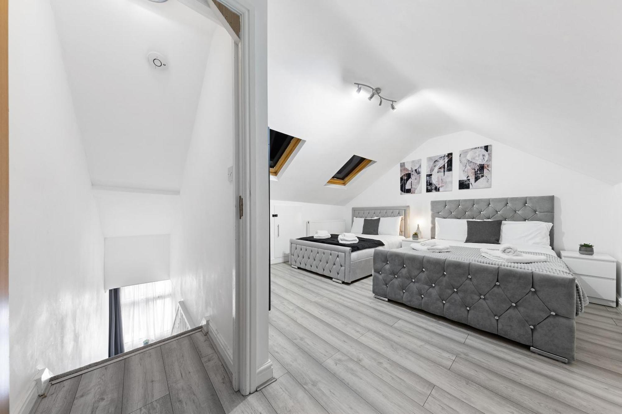 Green Hype - 10 Mins To Stadium - Sleeps 8 ลอนดอน ภายนอก รูปภาพ